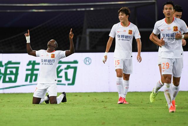 中国男篮热身赛惜败斯洛文尼亚 周琦16分9篮板